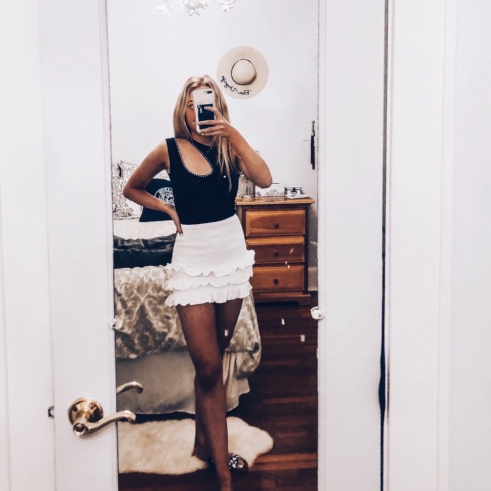 White ruffle skirt